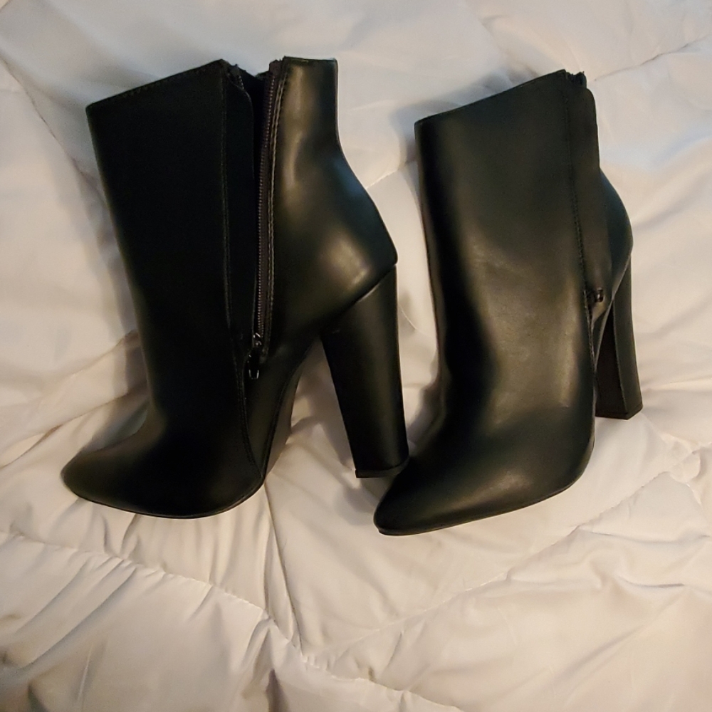 COPY - Black boots